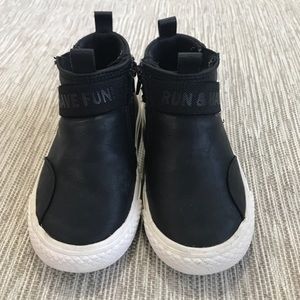 Toddler boys shoes